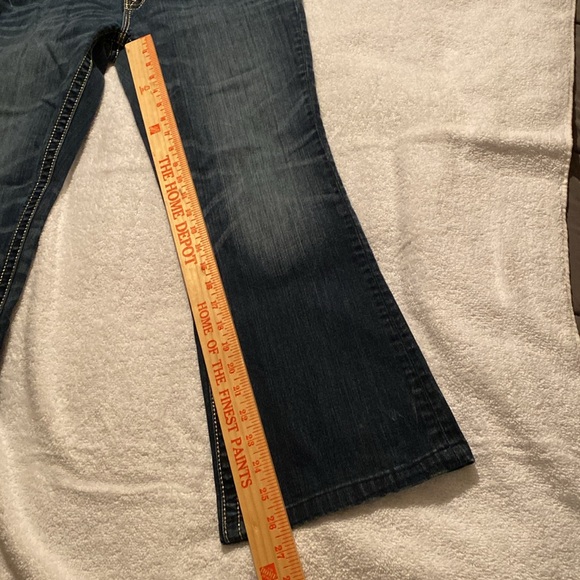 Miss Me Jeans - Picture 3 of 11